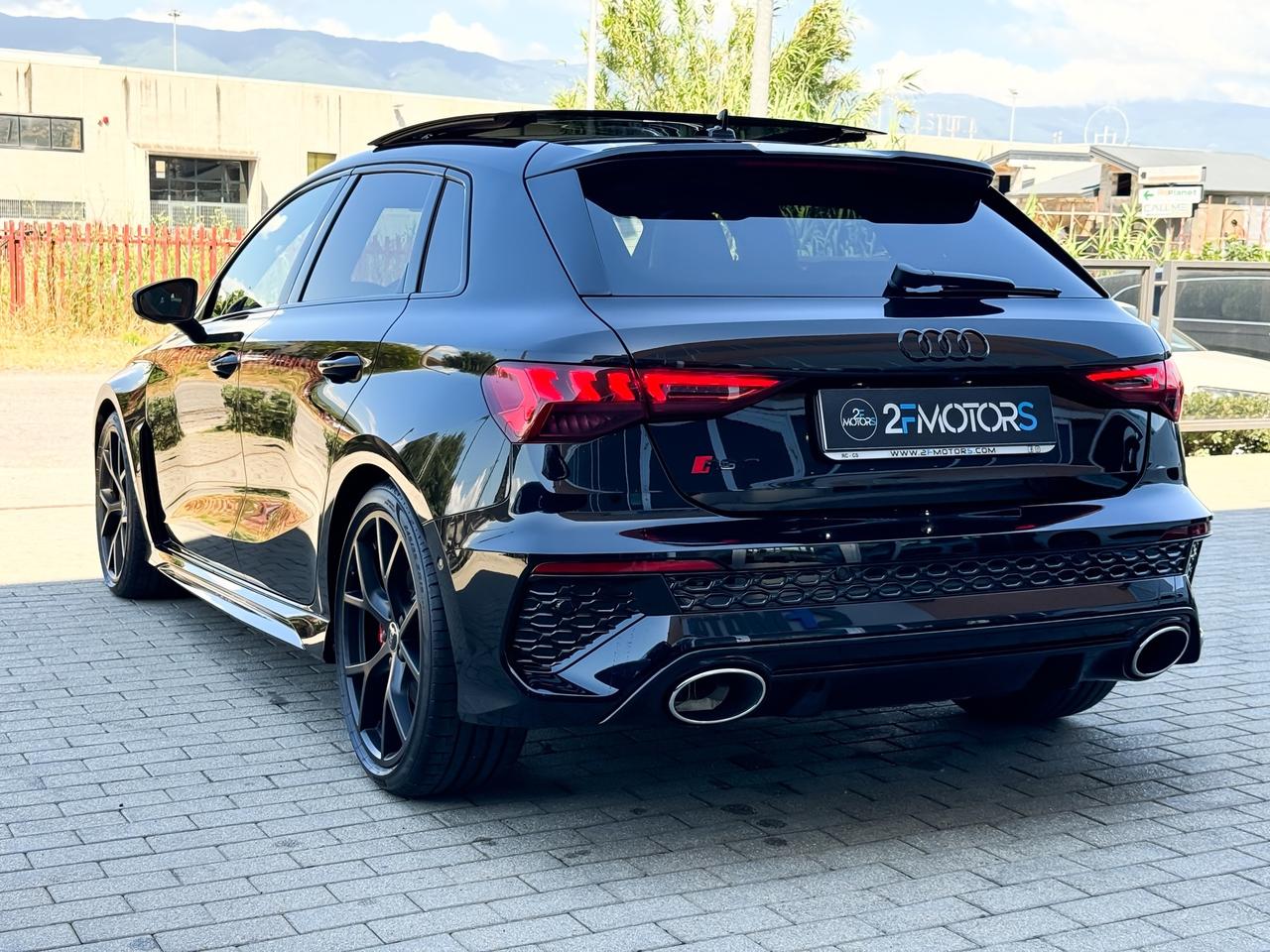 Audi RS3 Sportback 2.5 tfsi quattro s-tronic 400CV KM0