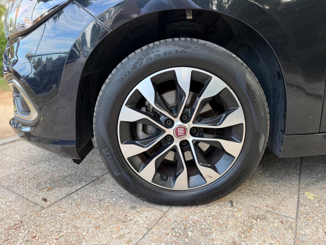 Fiat Tipo 1.5 Hybrid DCT 5 porte