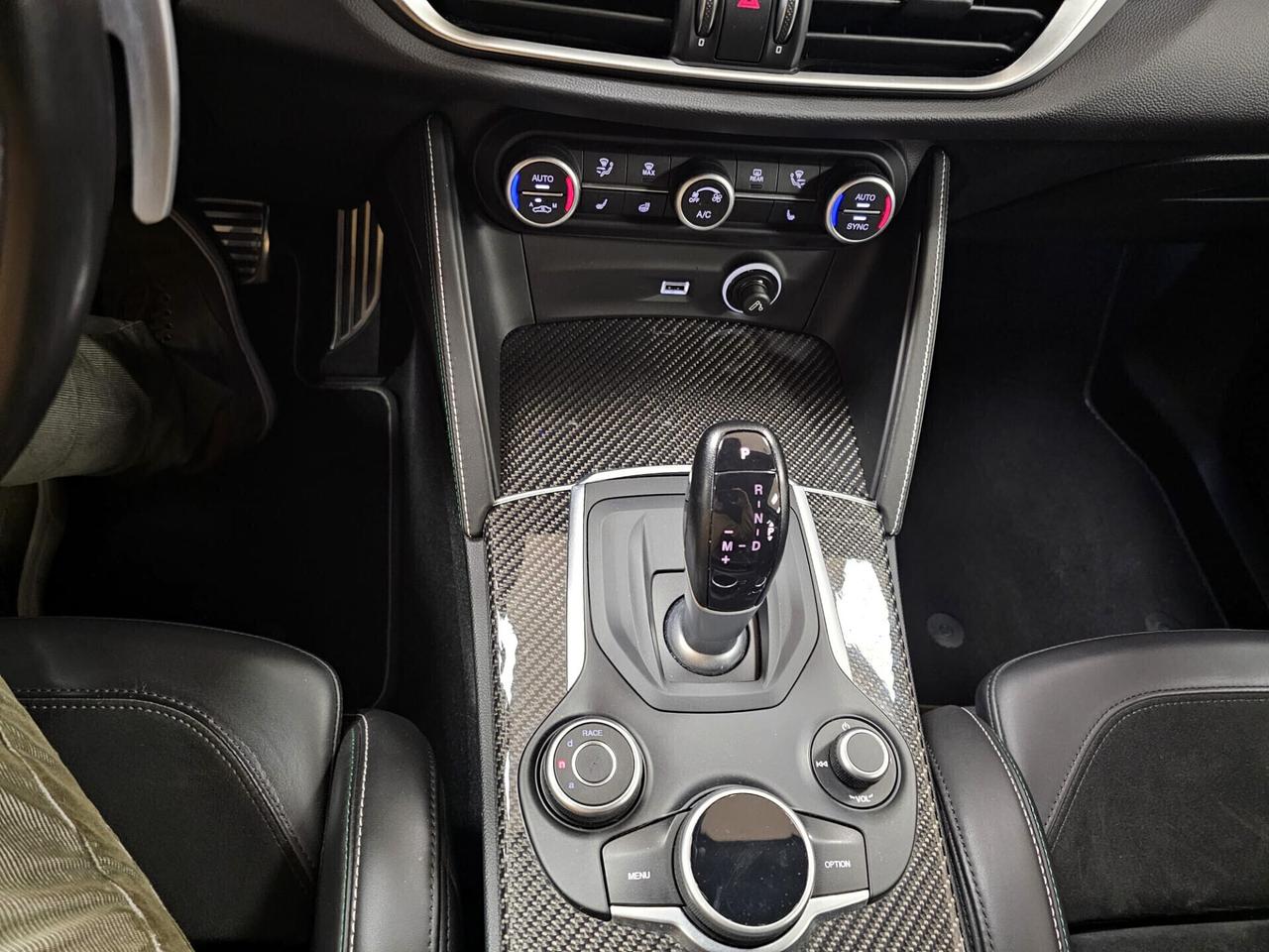 Alfa Romeo Stelvio 2.9 Bi-Turbo V6 510 CV AT8 Quadrifoglio