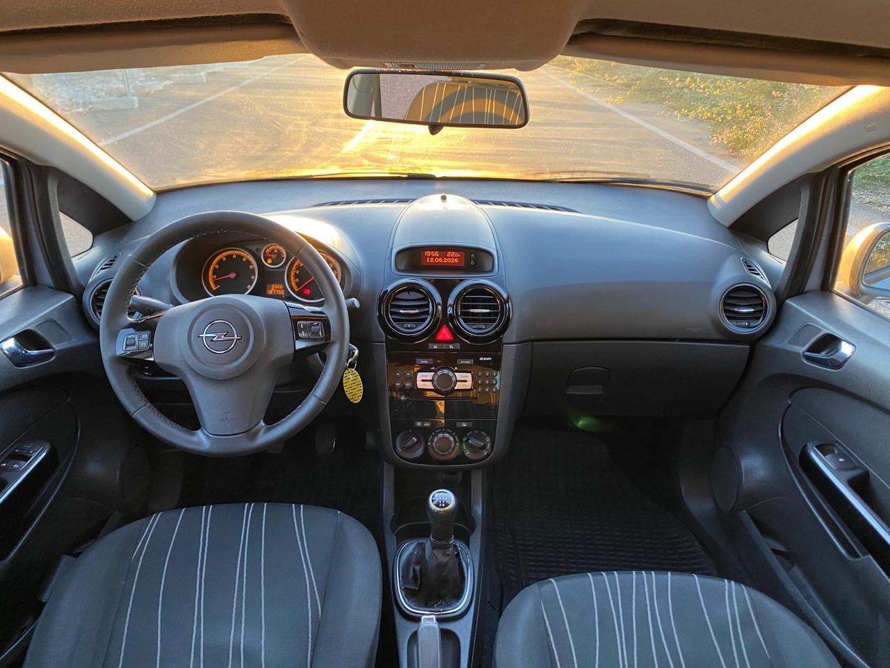 Opel Corsa 1.2 80CV 5 porte GPL-TECH Club