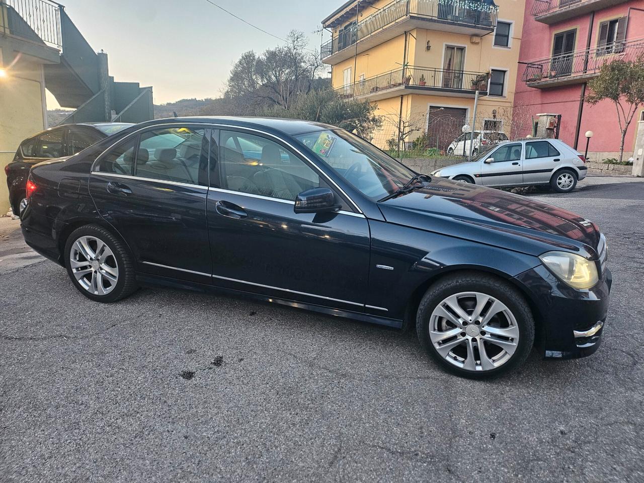 Mercedes-benz C 220 CDI BlueEFFICIENCY Elegance