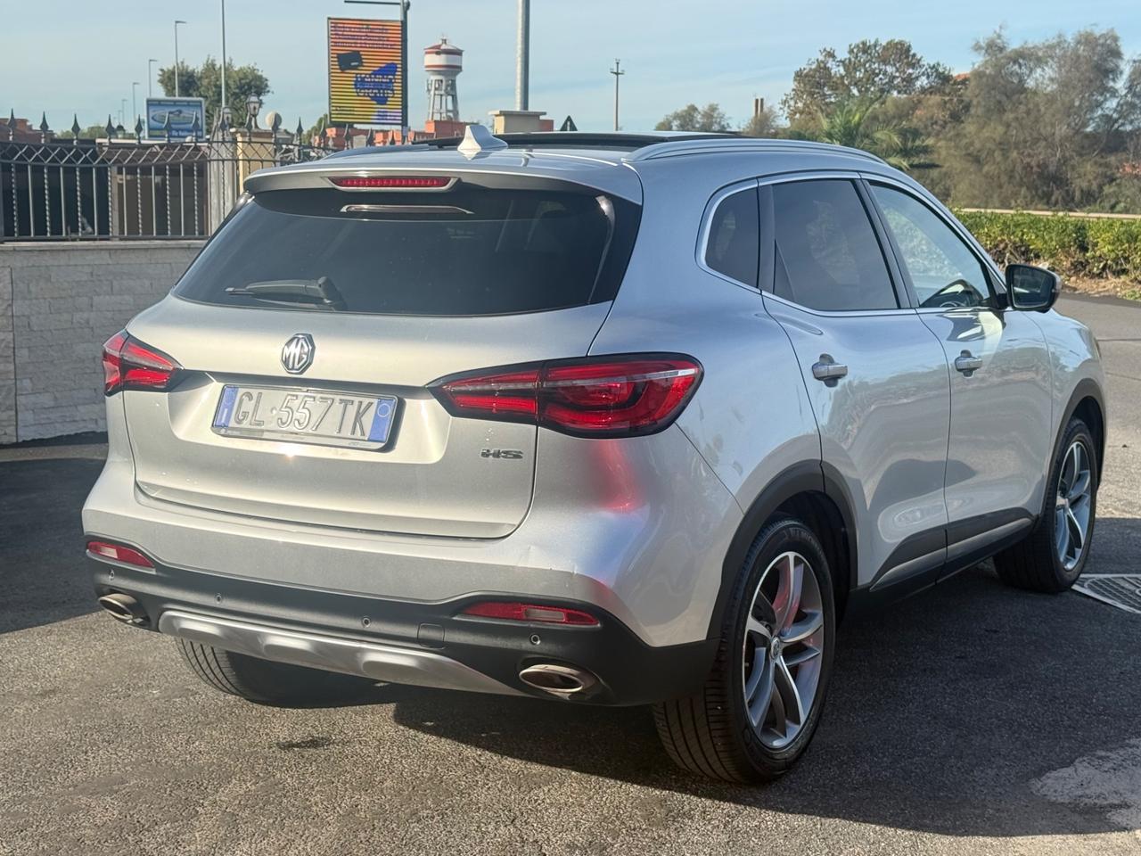 MG HS 1.5 t Luxury Automatica Tetto km: 30.261