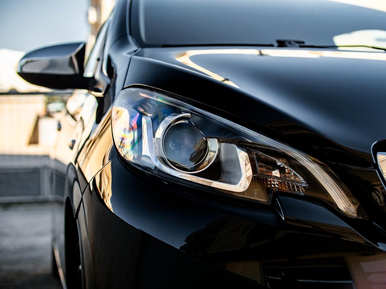 Peugeot 108 PureTech 82 3 porte Allure TOP!