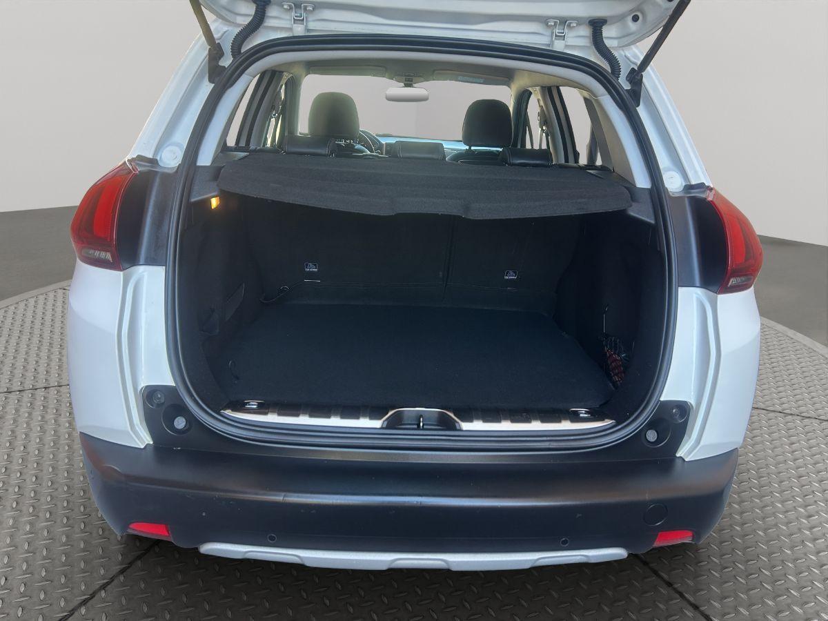 PEUGEOT - 2008 - 1.6 BlueHDi 100 Black Matt