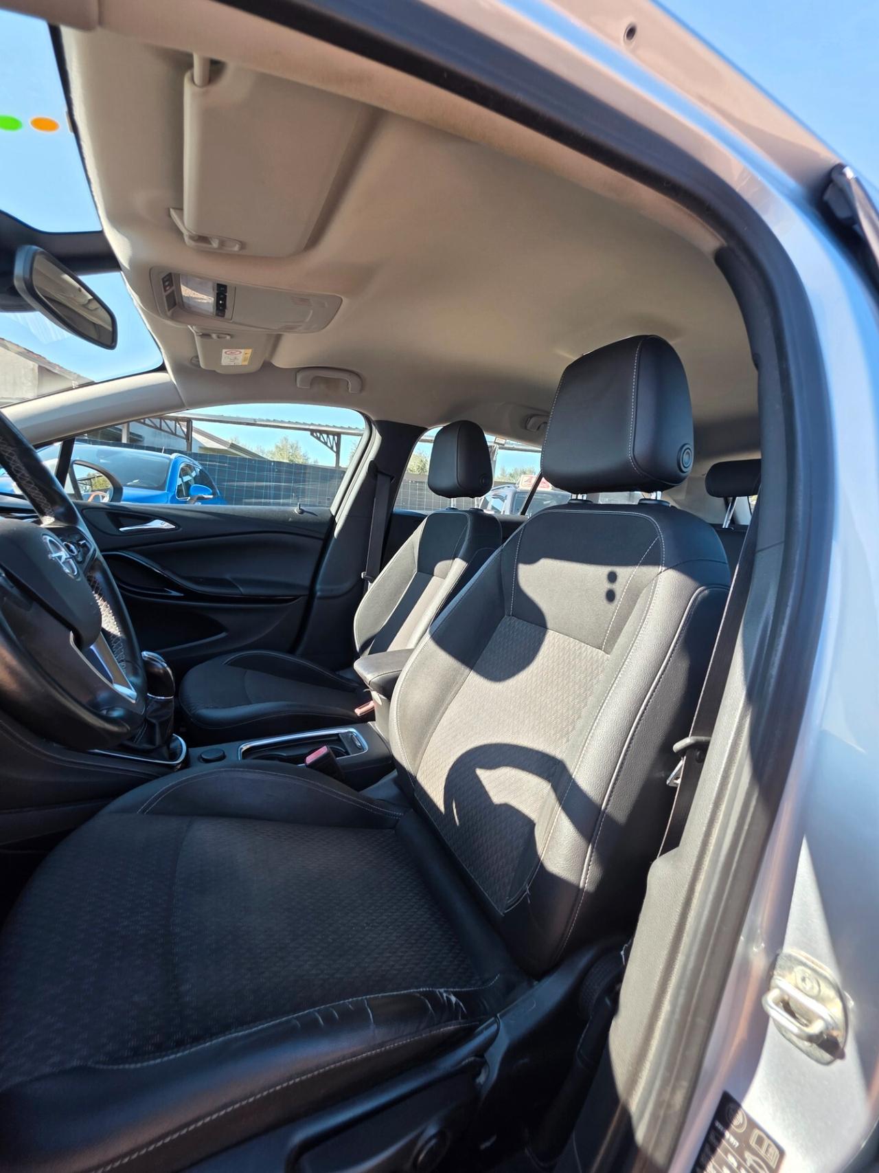 Opel Astra 1.6 CDTI EcoFLEX S&S Sports Tourer Cosmo