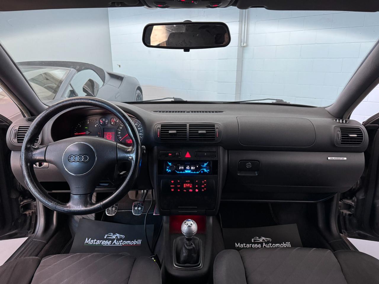 Audi A3 QUATTRO 1.9cc TDI 130cv FariLed+Clima+BT