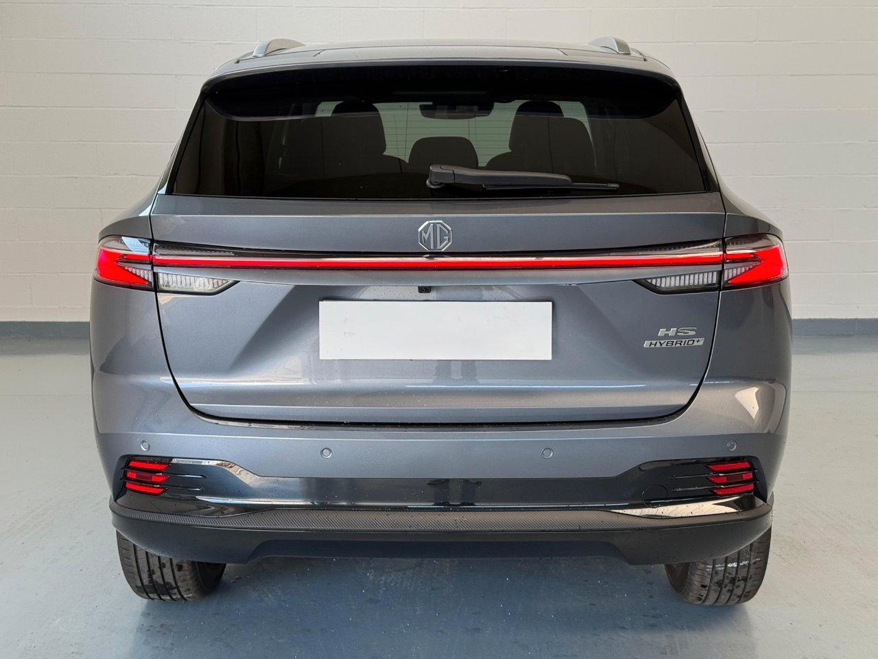 Mg HS 1.5 hybrid+ Luxury auto