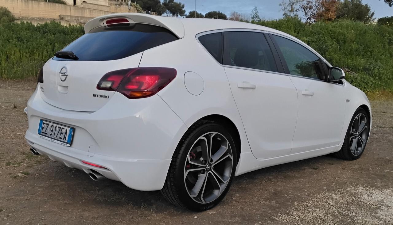Opel Astra 2.0 BiTurbo CDTI 195CV S&S 5 porte