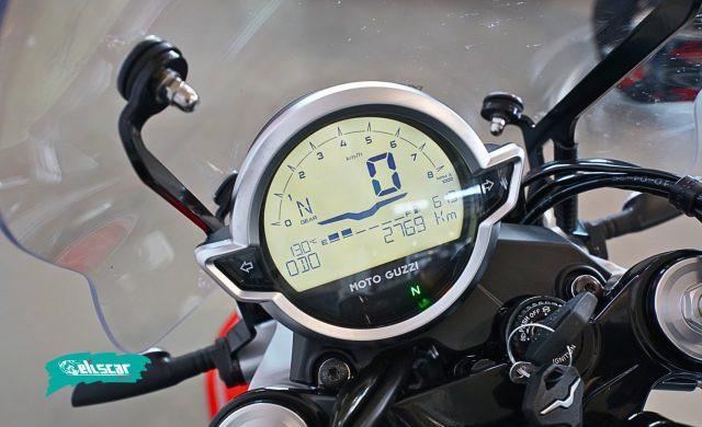 MOTO GUZZI V7 SPORT