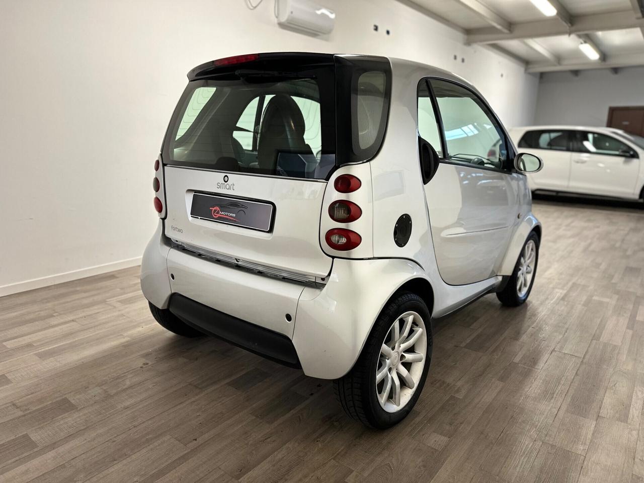 Smart ForTwo 700 coupé passion (45 kW)