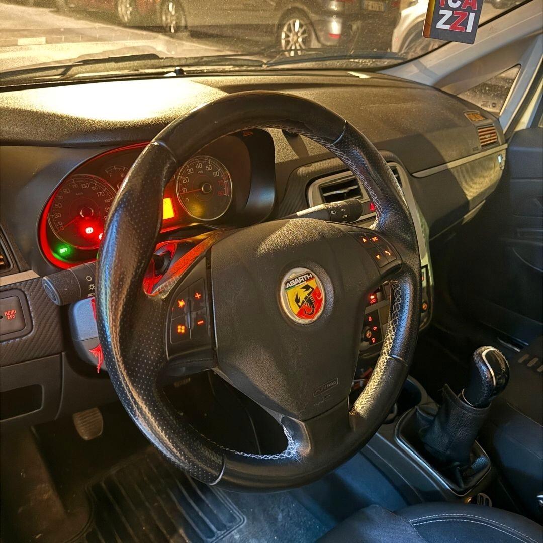 Fiat Punto 1.2 benzina allestimento Abarth 120cv