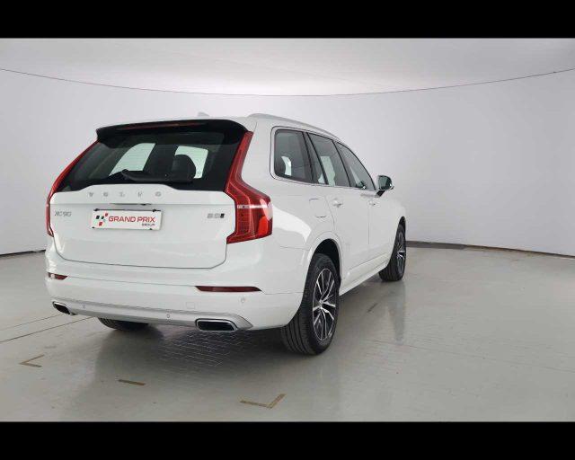 VOLVO XC90 B5 (d) AWD Geartronic Momentum Pro