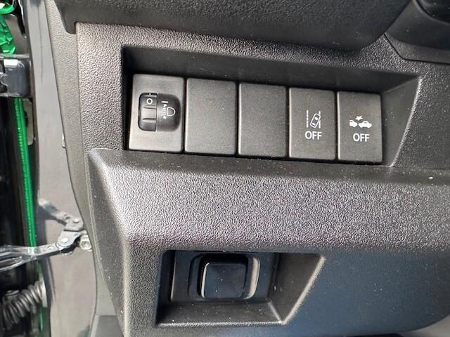 Suzuki Jimny 1.5 5MT PRO (N1)