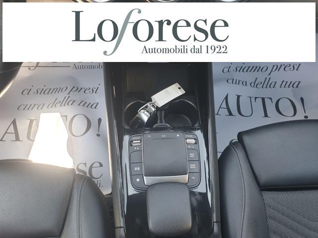 MERCEDES-BENZ GLB 200 d Automatic Sport