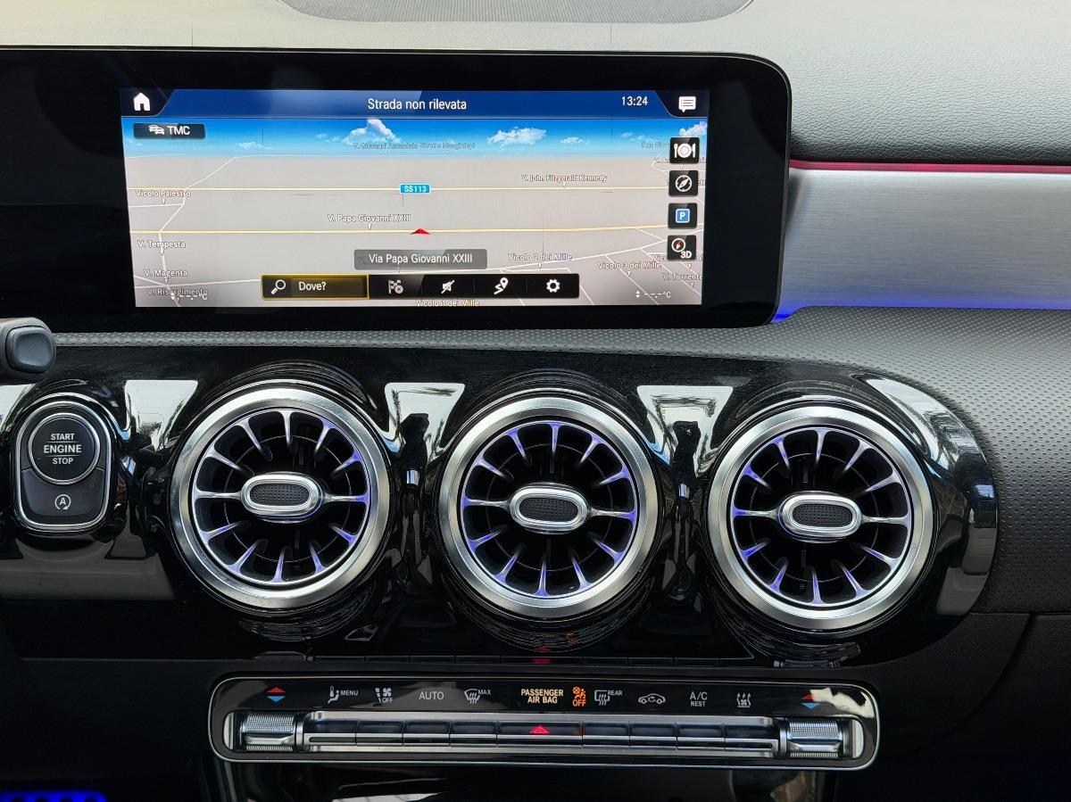 Mercedes Classe A Sedan 220d Premiumg AMG Night Editon 190CV