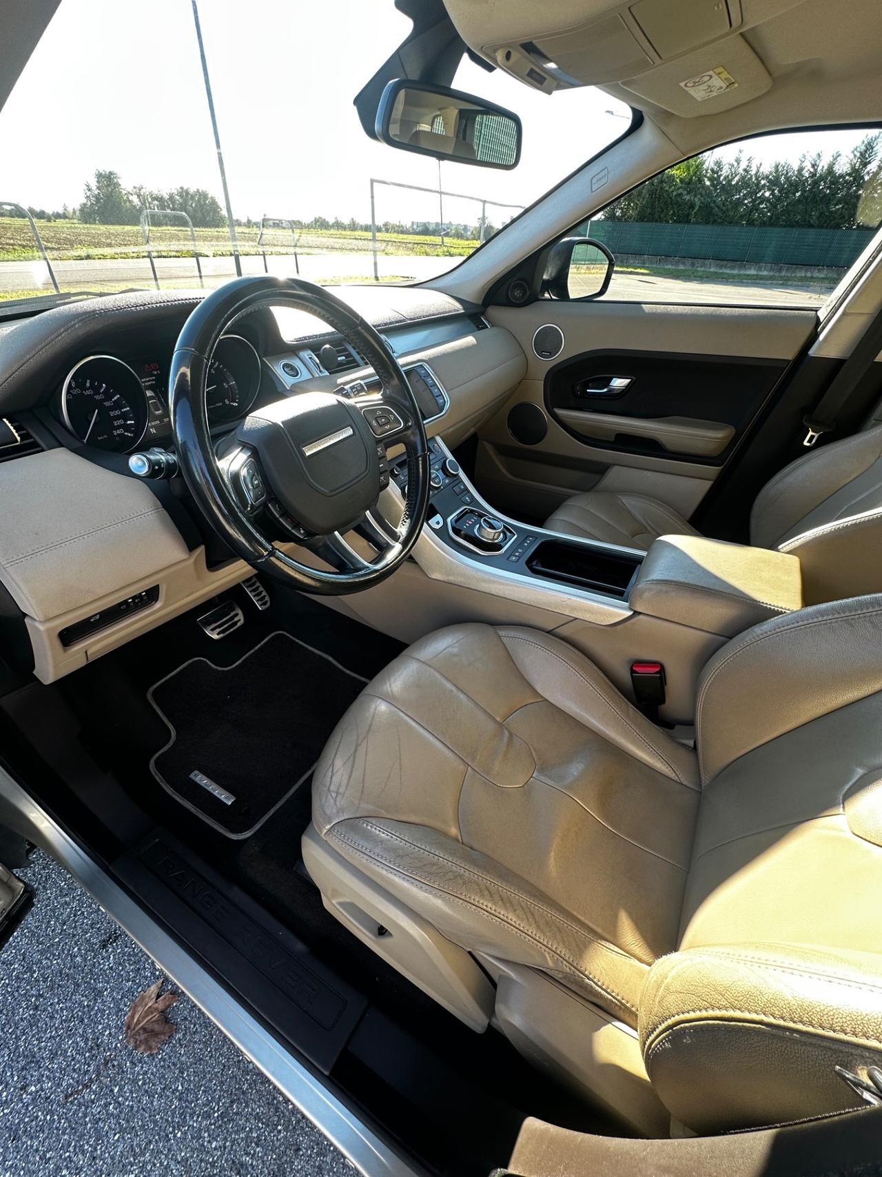 Land Rover Range Evoque 2.2 TD4 5p. Pure Tech Pack