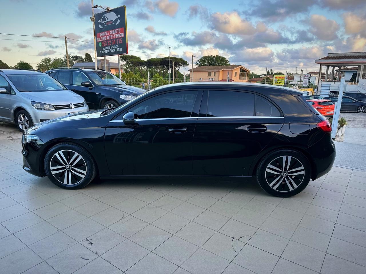 Mercedes-benz A 180 A 180 d Automatic Sport Motore con 15.000 km Garanzia 12 Mesi