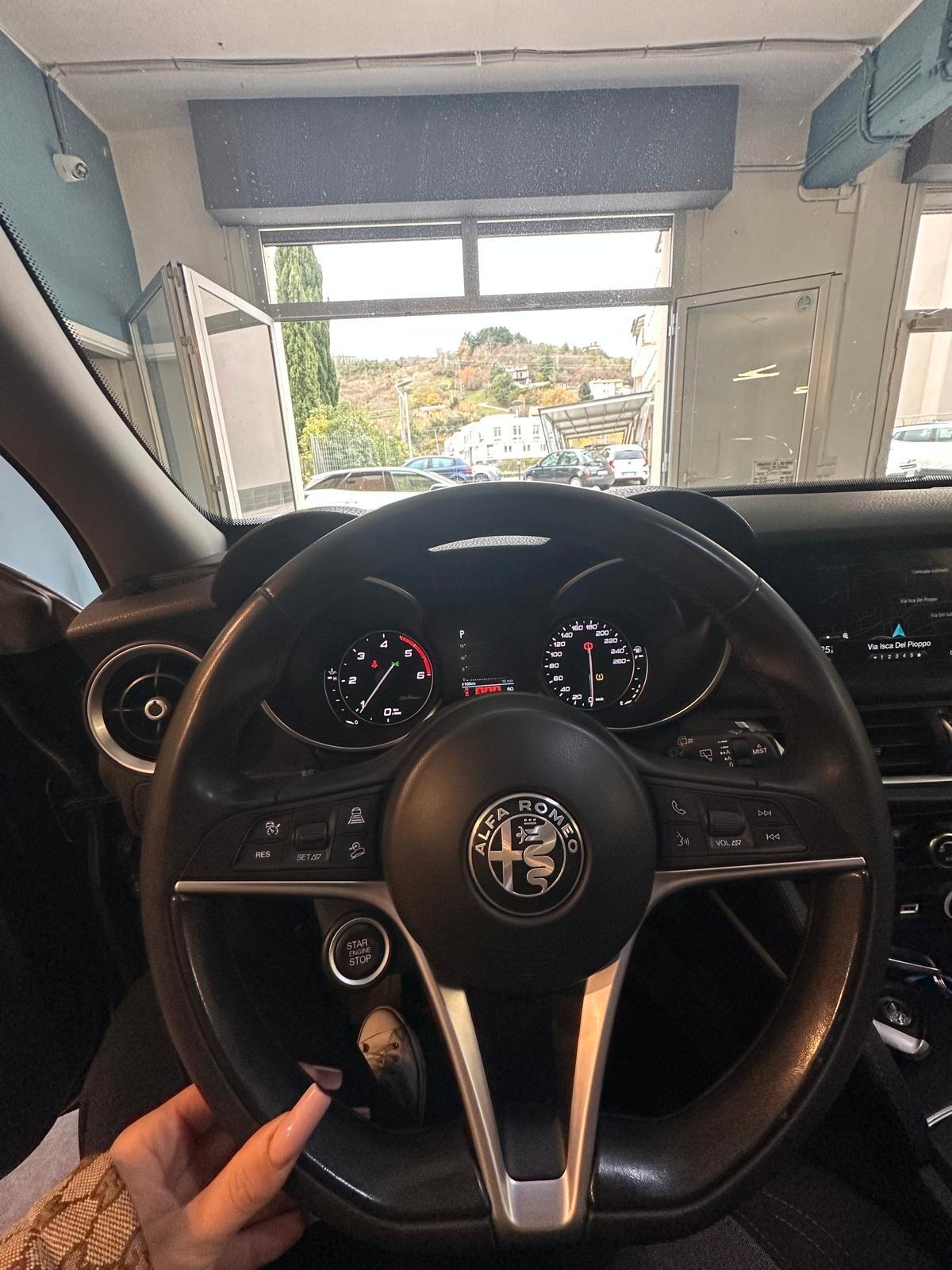 Alfa Romeo Stelvio 2.2 Turbodiesel 160 CV AT8 RWD Business