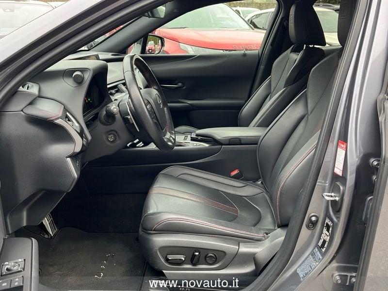 Lexus UX UX Hybrid 4WD F Sport