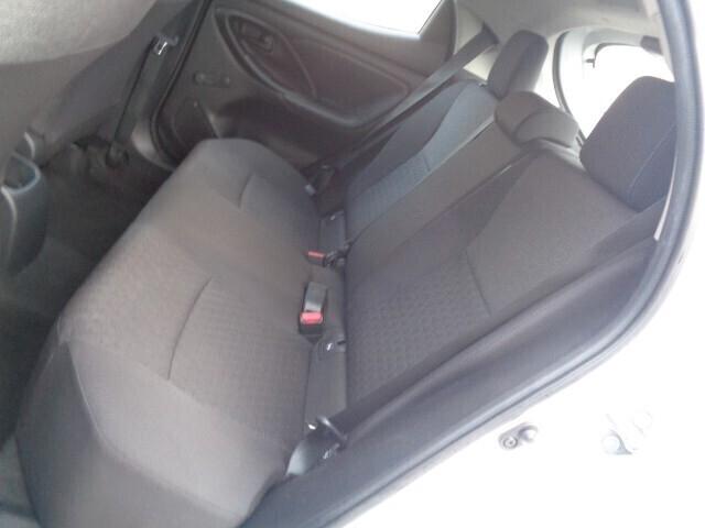 Toyota Yaris 1.0 5 porte Active OK NEOPATENTATI NO VINCOLO DI FINANZIAMENTO