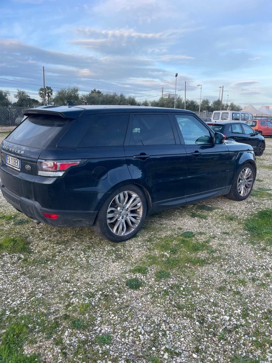 LAND ROVER - Range Rover Sport - 3.0 TDV6 HSE Dynamic