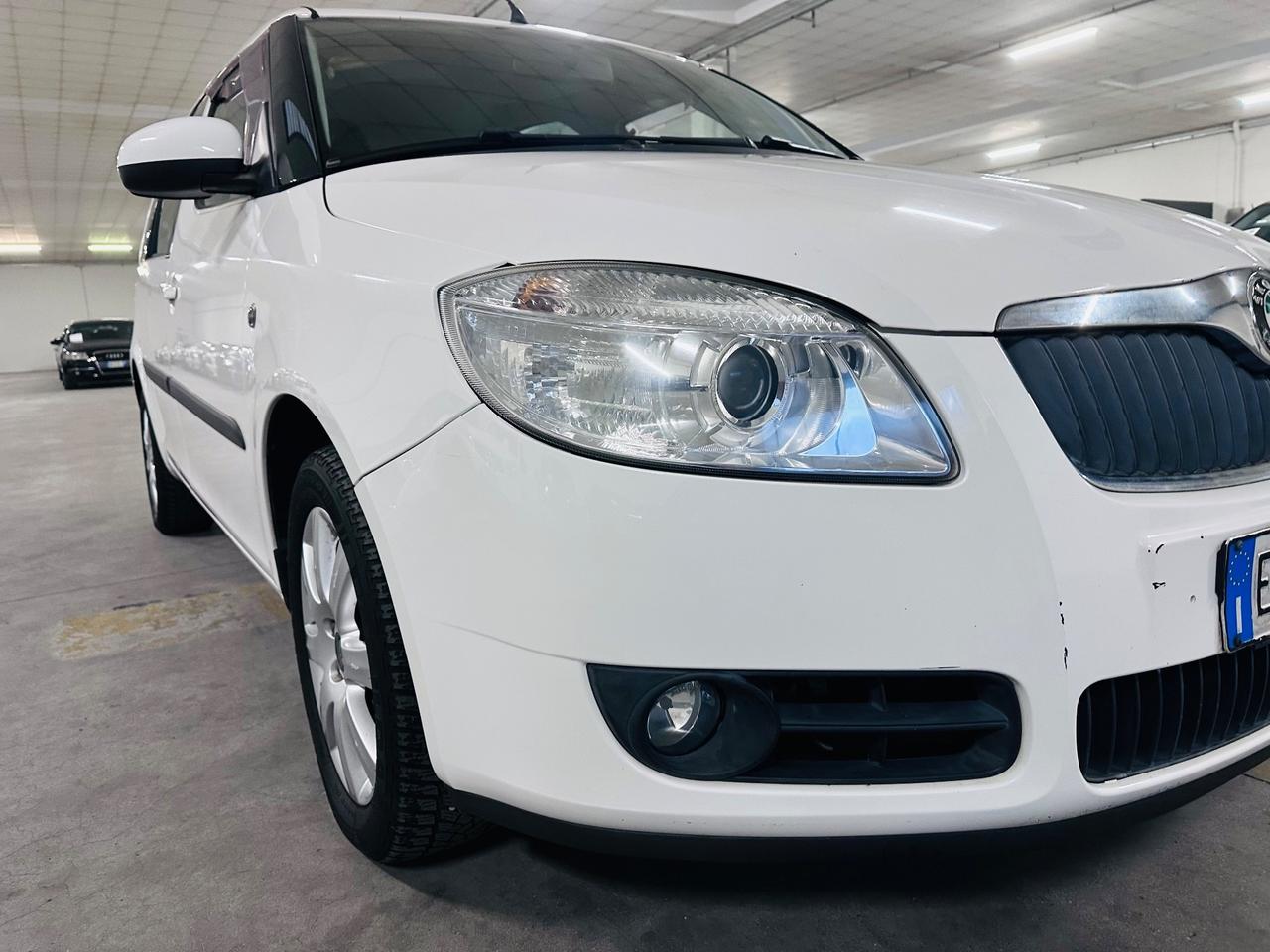 Skoda Roomster 1.2 GPL 86CV Style