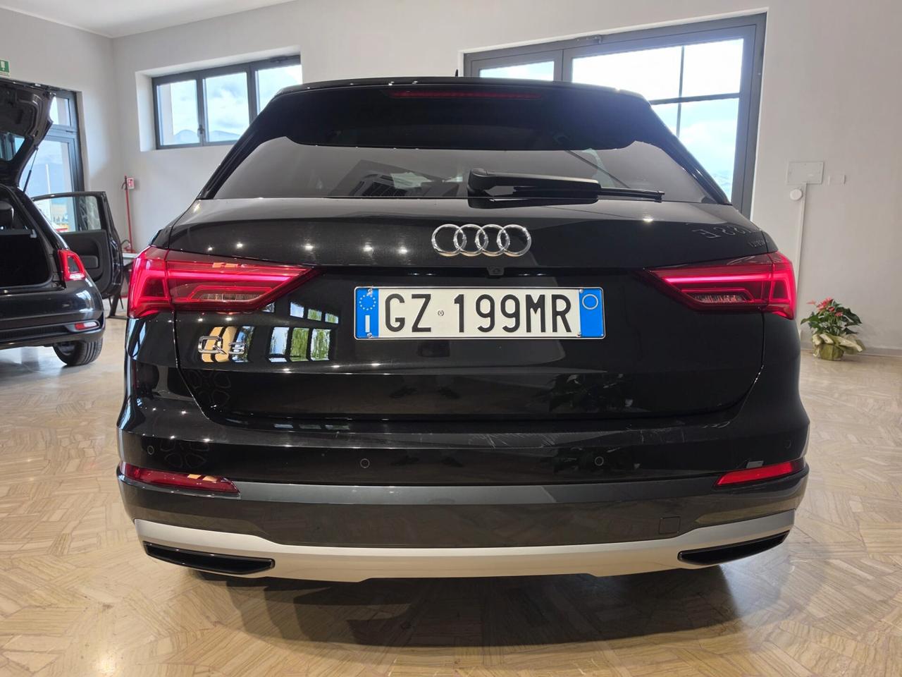 Audi Q3 35 TDI S tronic Business Advanced
