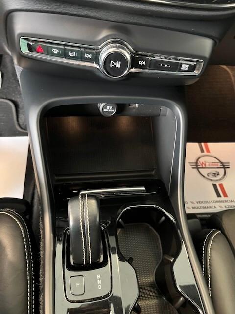 Volvo XC40 D4 AWD Geartronic R-design