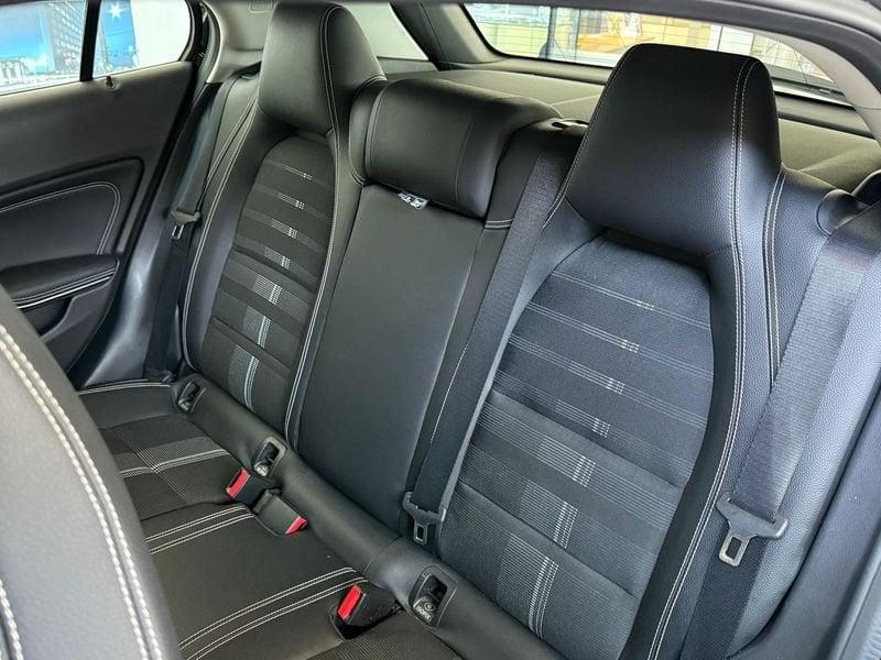 Mercedes-Benz GLA 180 Sport