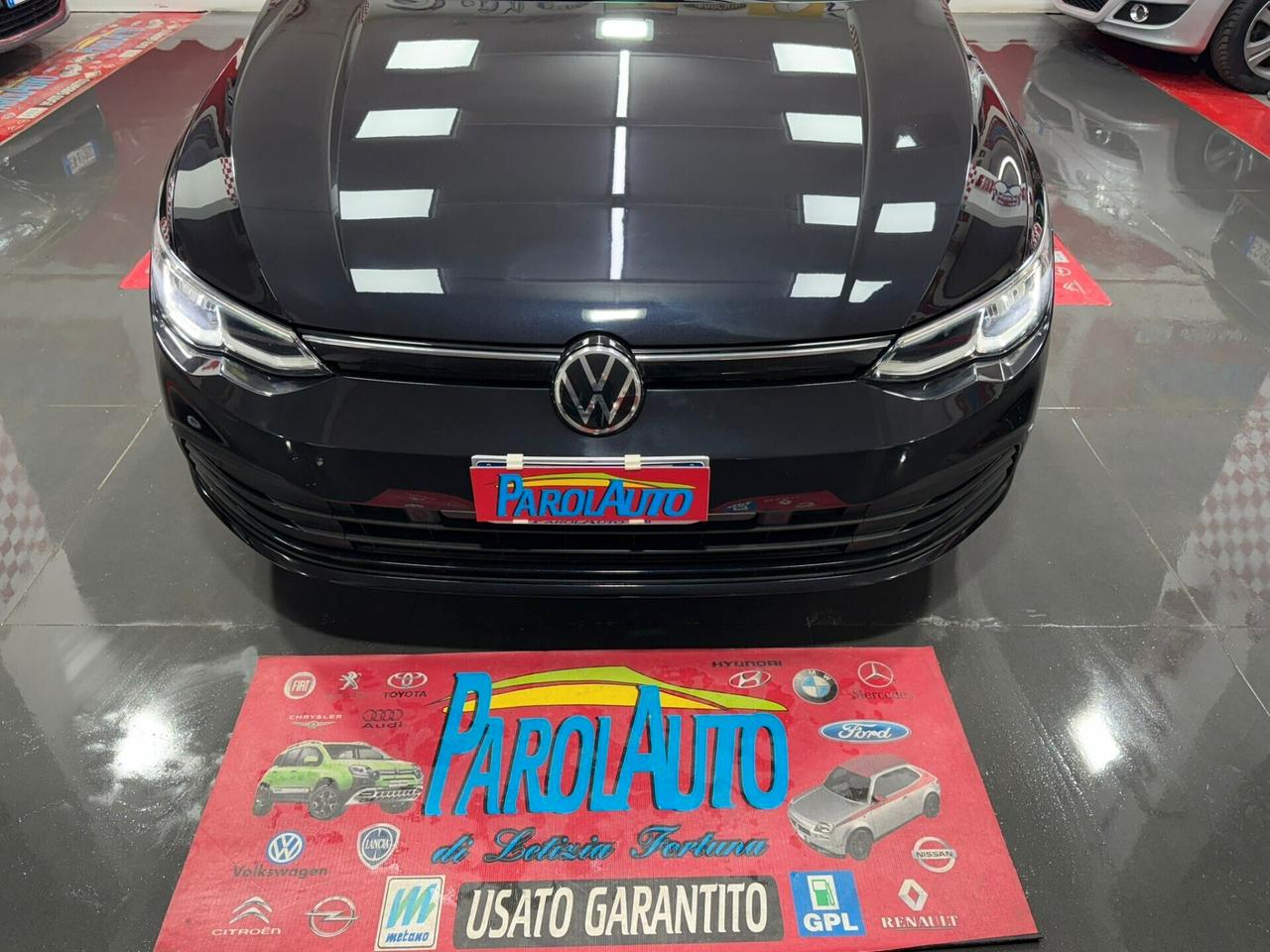 Volkswagen Golf 8 DSG 2.0 150cv BlueMotion - 2020