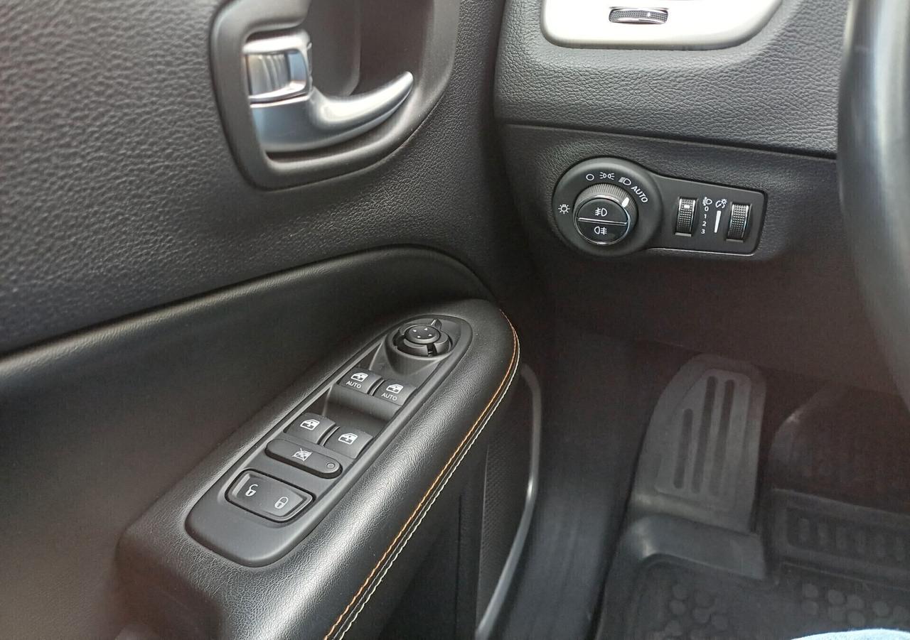 JEEP COMPASS 4X4 2.0 MULTIJET 140cv AT9 LONGITUDE