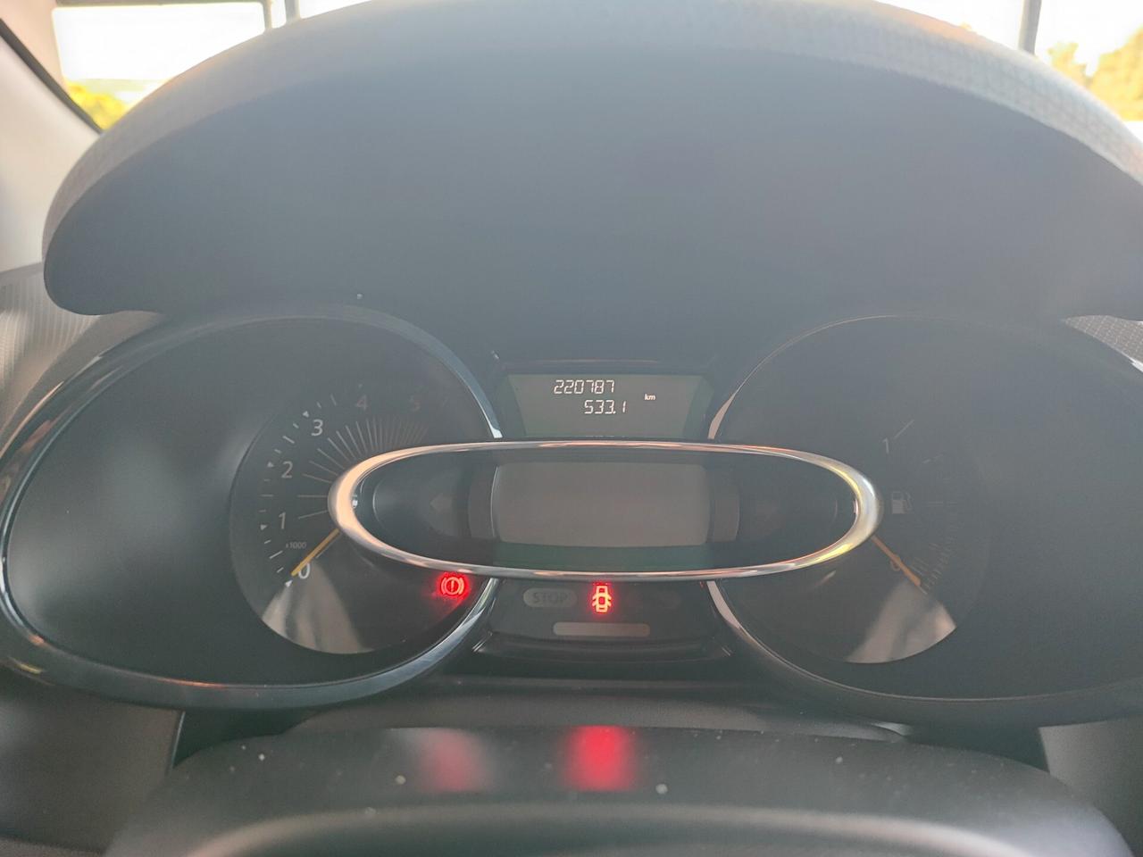 Renault Clio 1.5 dCi 8V 75CV 5 porte Wave