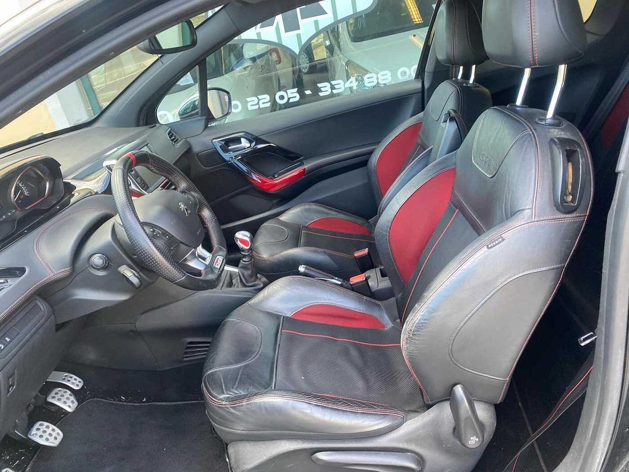 Peugeot 208 1.6 THP 200 CV 3 porte GTi