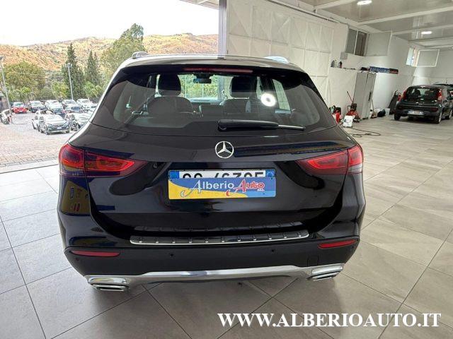 MERCEDES-BENZ GLA 200 d Automatic Sport