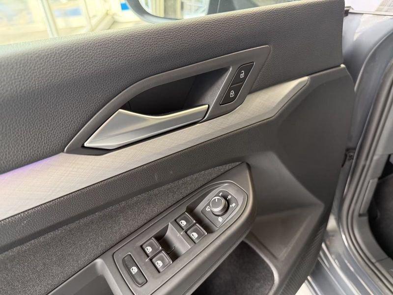 Volkswagen Golf 2.0 TDI SCR LIFE LED NAVI CAMERA