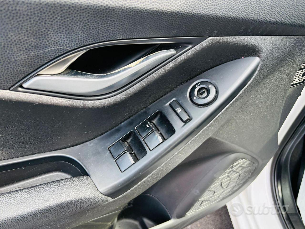 HYUNDAI IX20 1.4 CRDI STYLE (90CV) NEOPATENTATI