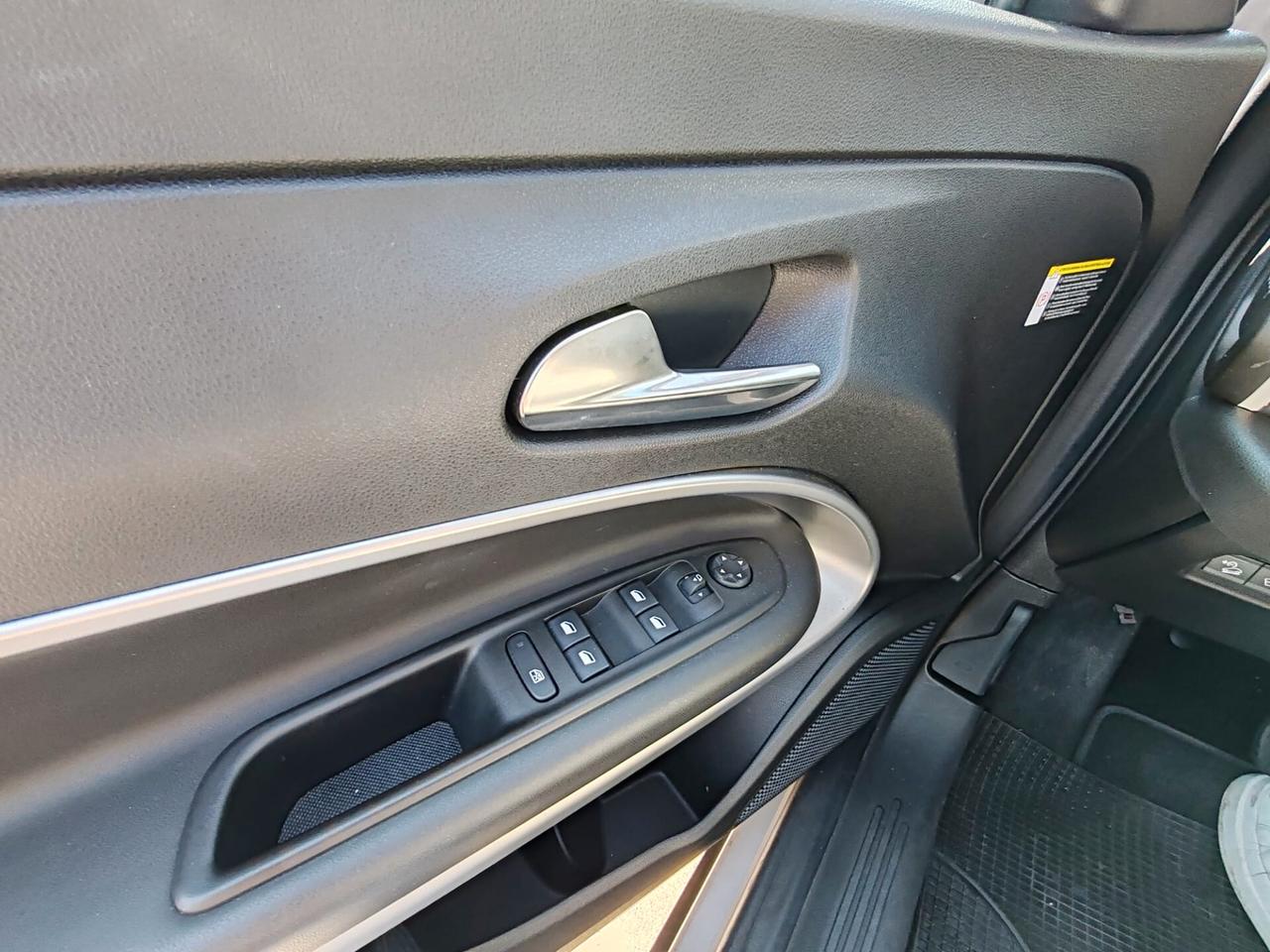 Jeep Avenger 1.2 Turbo 100 CV Summit