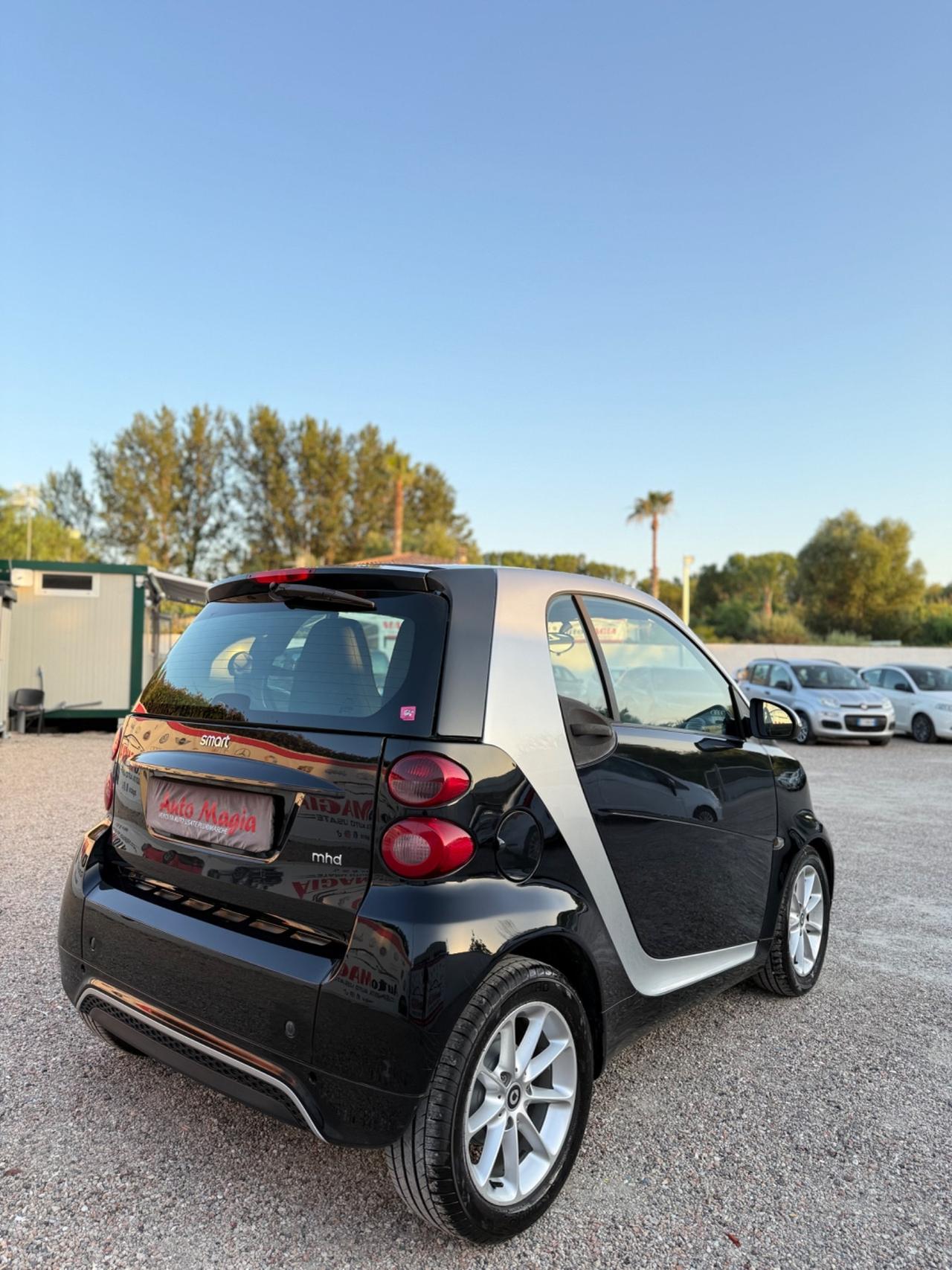 Smart ForTwo 1000 52 kW MHD coupé passion