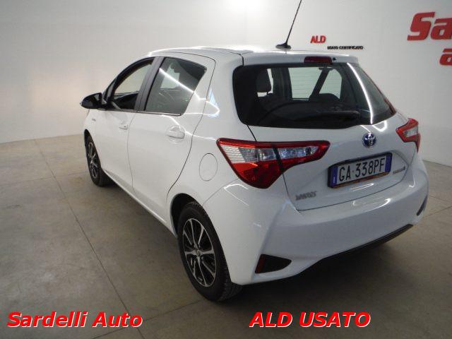 TOYOTA Yaris 1.5 Hybrid 5 porte Business