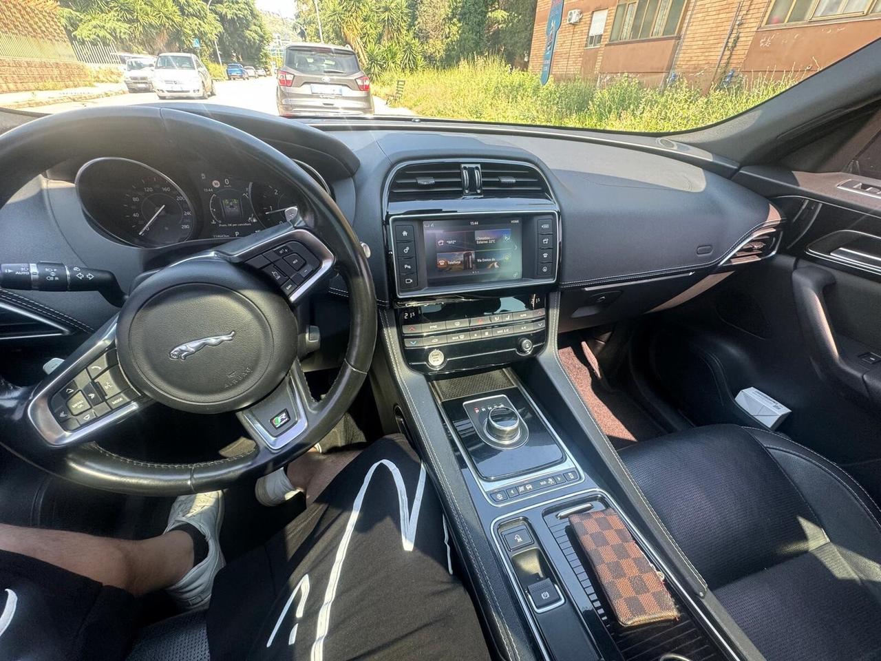 JAGUAR F-PACE R-SPORT 2.0 D 180 CV AWD