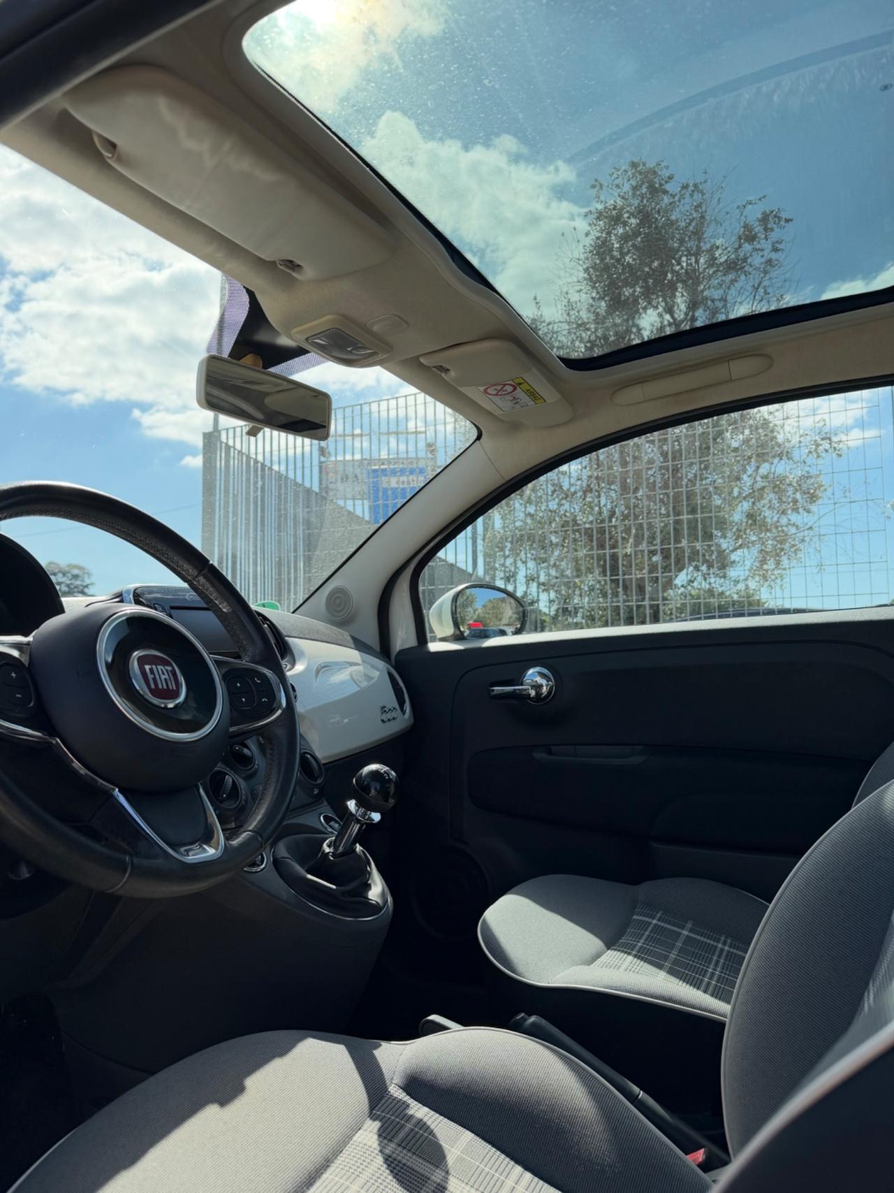 Fiat 500 1.2 69 cv Lounge-2016/PANO/AUX/USB