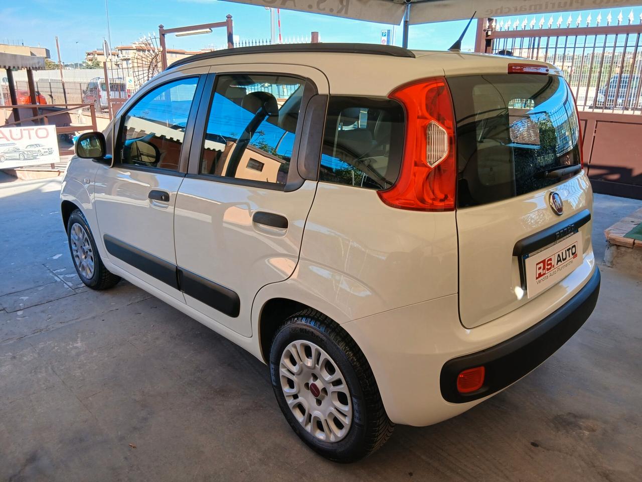 Fiat Panda 1.2 benzina full anno fine 2014