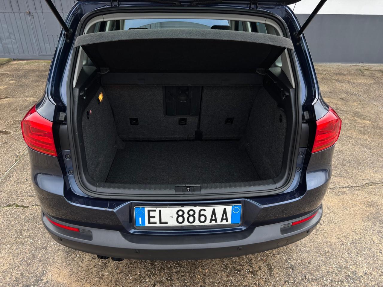 Volkswagen Tiguan 2.0 TDI. Garanzia 12 mesi