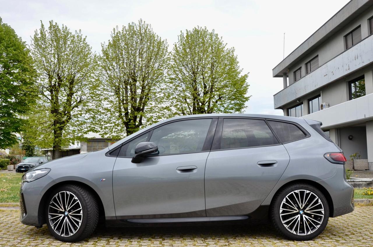 BMW 218d ACTIVE TOURER MSPORT 150cv AUTO, GARANZIA BMW 4/27, SERVICE BMW, UFF ITALIANA, EURO 6D, HARMAN & KARDON, FULL LED, RETROCAMERA, 19", PERMUTE