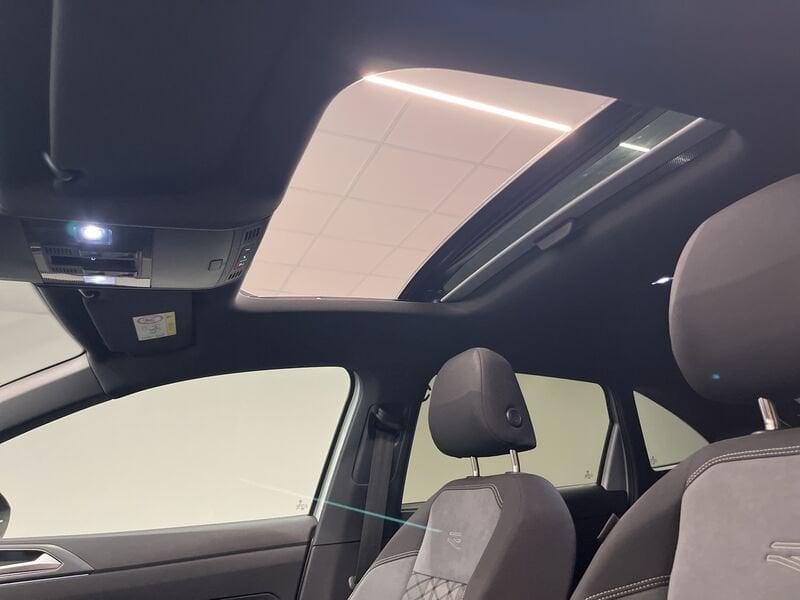 Volkswagen Taigo R-Line 1.0 TSI 81 kW (110 CV) Manuale