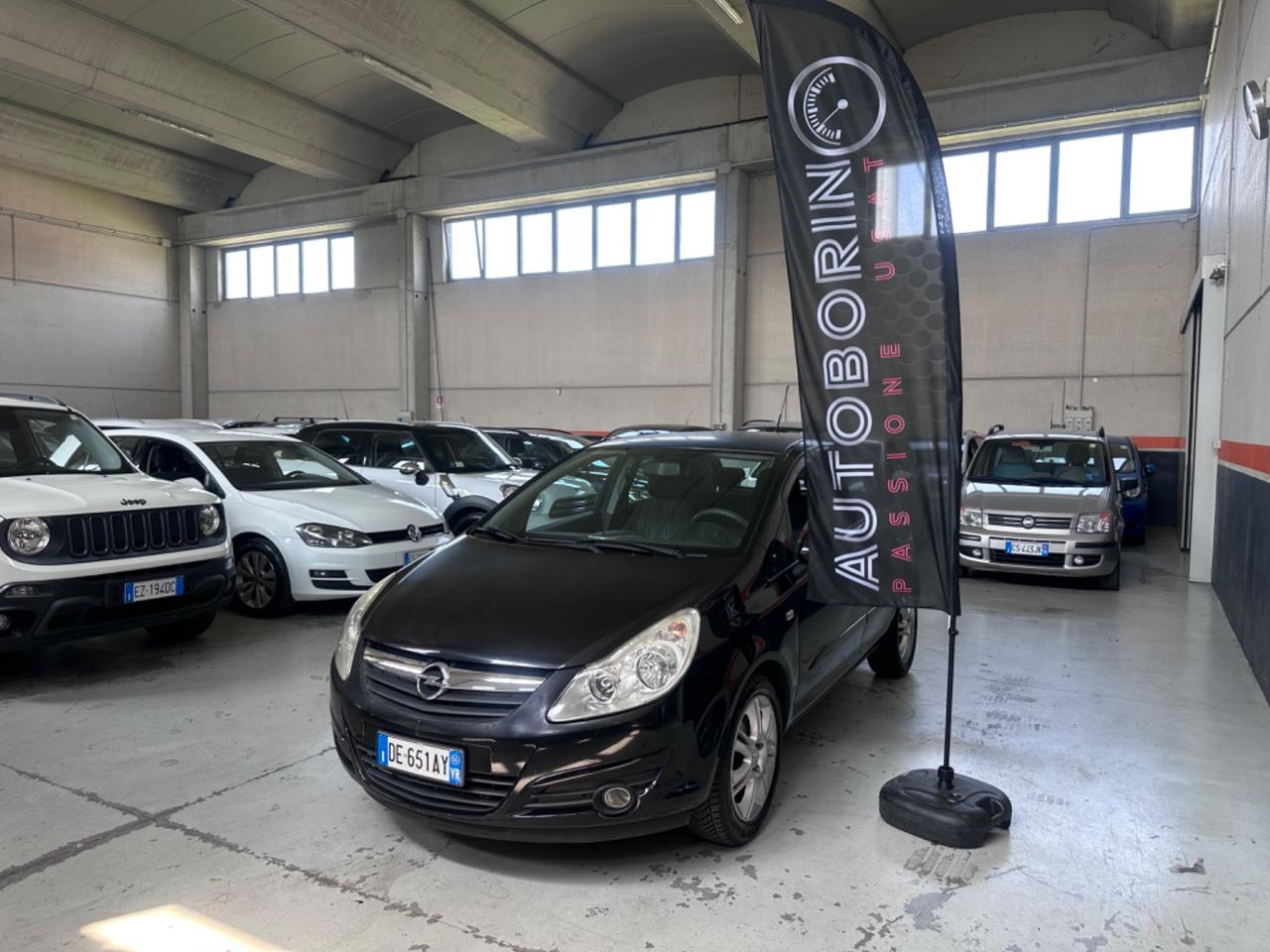 Opel Corsa 1.2i 16V cat 5 porte Club