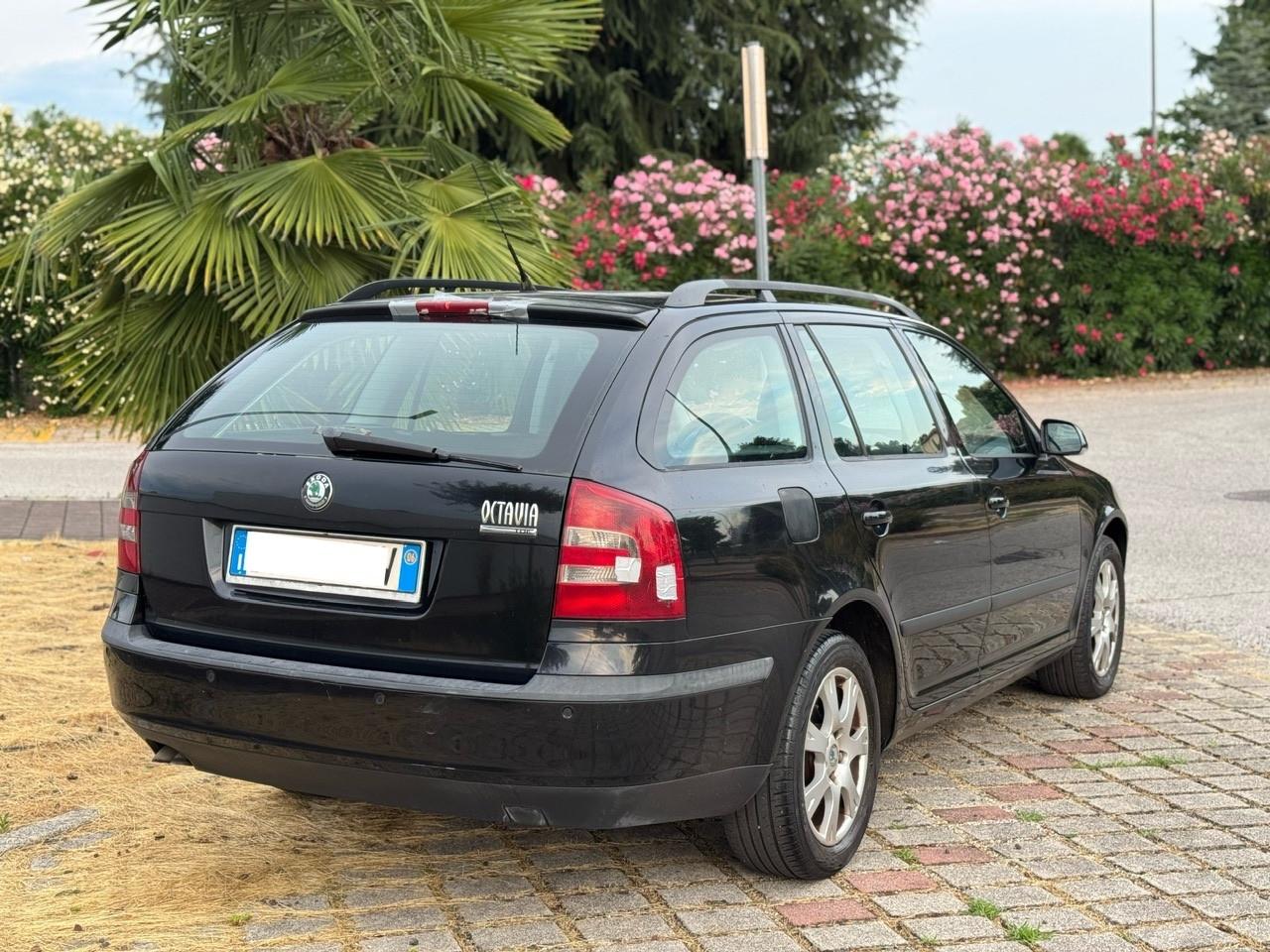 Skoda Octavia 1.9 TDI DSG Wagon Elegance