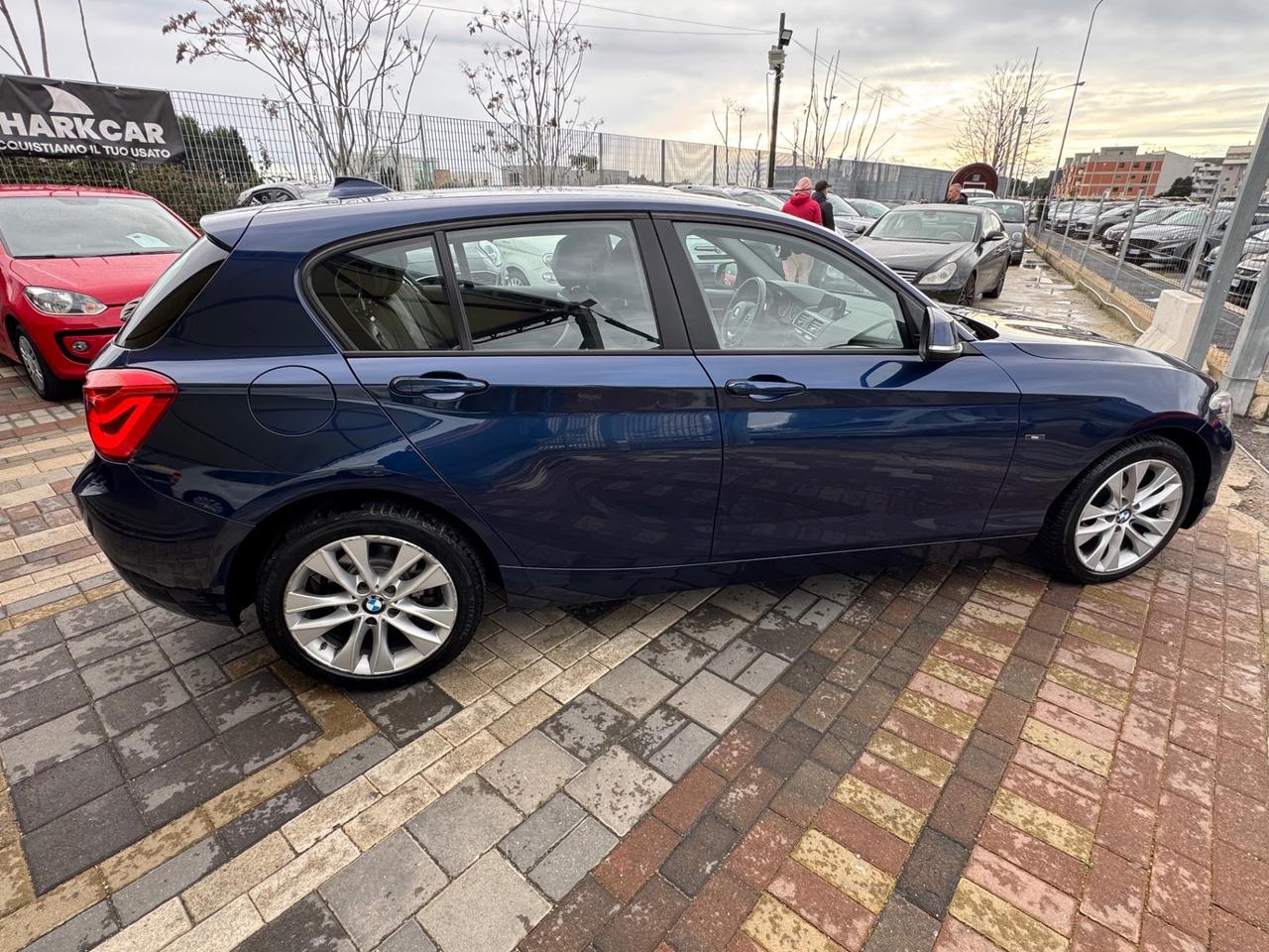 Bmw 116 116d 5p. Urban allestimento sport