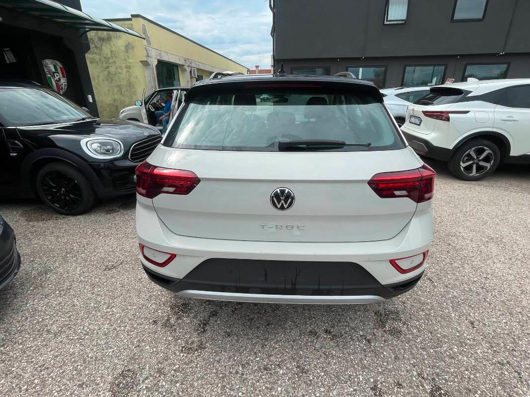 Volkswagen T-Roc 1.0 tsi Life 110cv LED VIRTUAL PDC