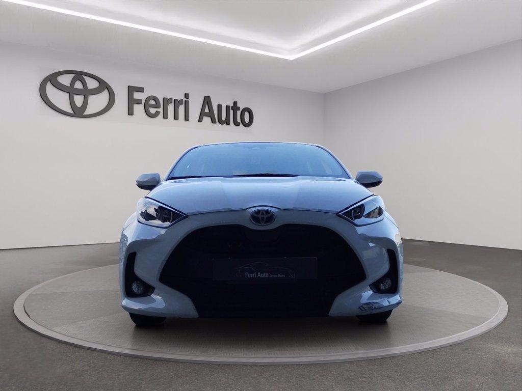 TOYOTA Yaris 1.5h active del 2023